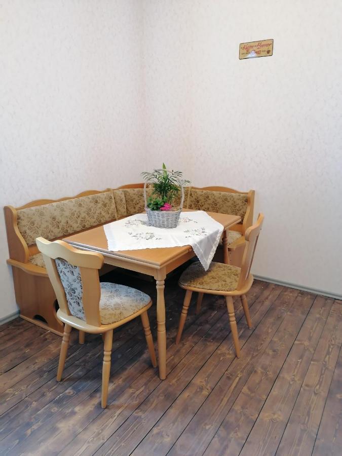 Ok Ferien - Altes Bahnhaus Apartment Muldenhammer Exterior foto